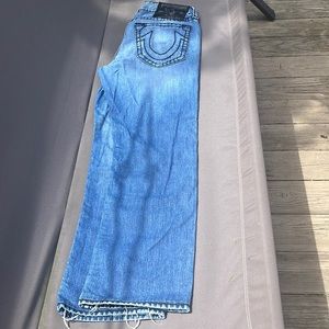 TRUE RELIGION Men’s size 36 waist x 32 length jeans GENTLY worn (twice)!